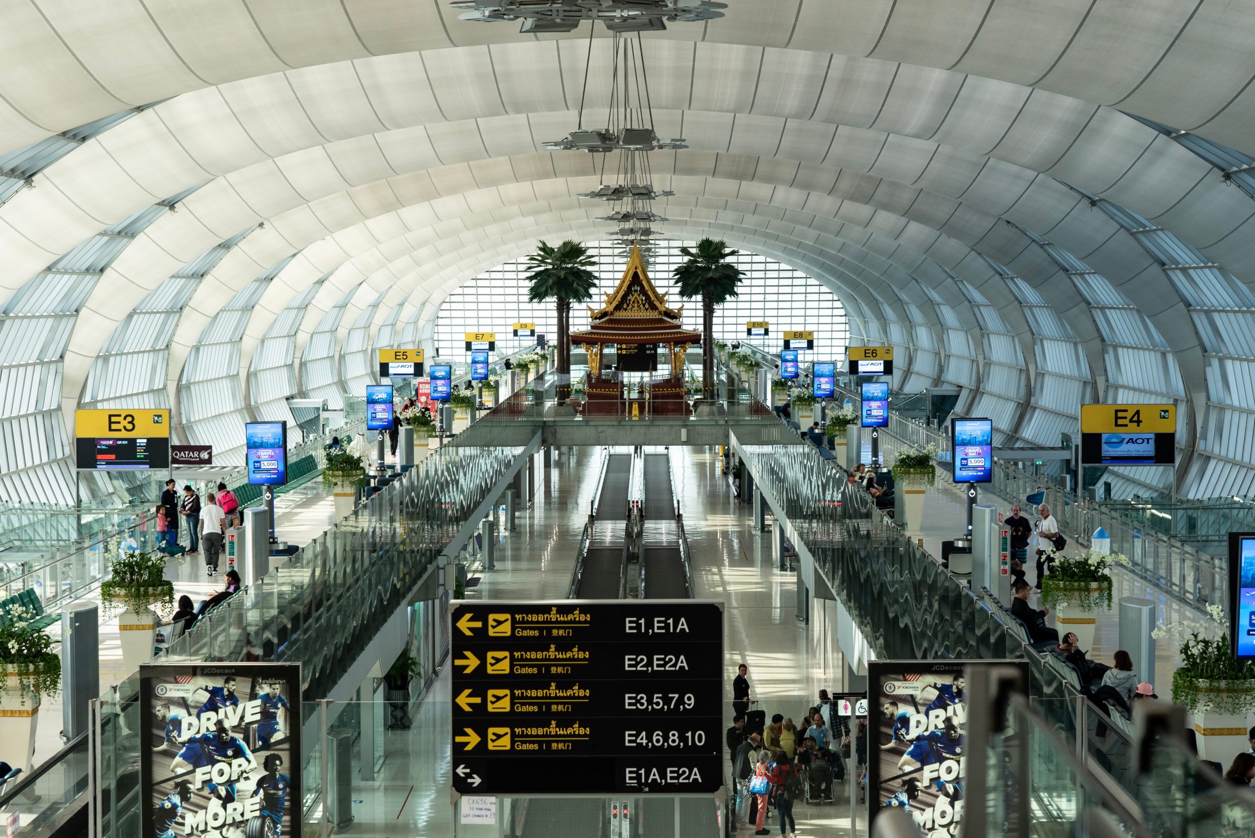 Suvarnabhumi International Airport; cheap flights to Thailand; Bangkok Airways deals; top international airport in Asia
