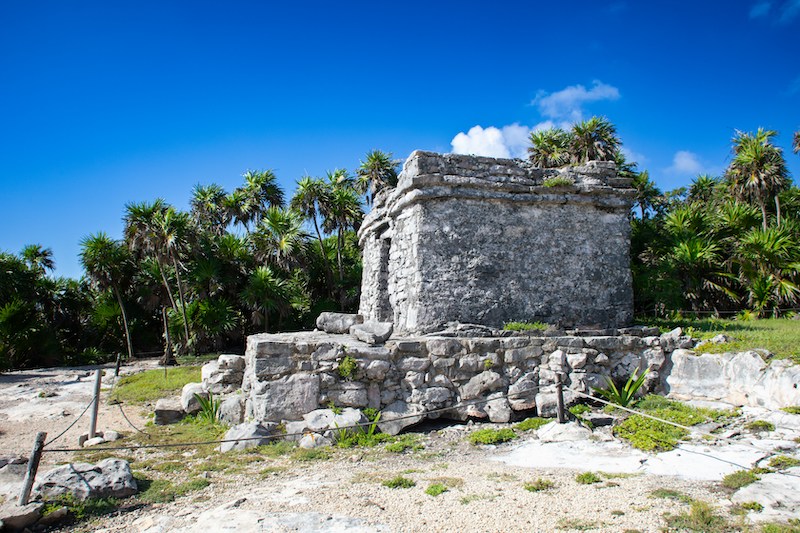 cheap airline tickets to Tulum, low cost flights to Tulum. visit Tulum.