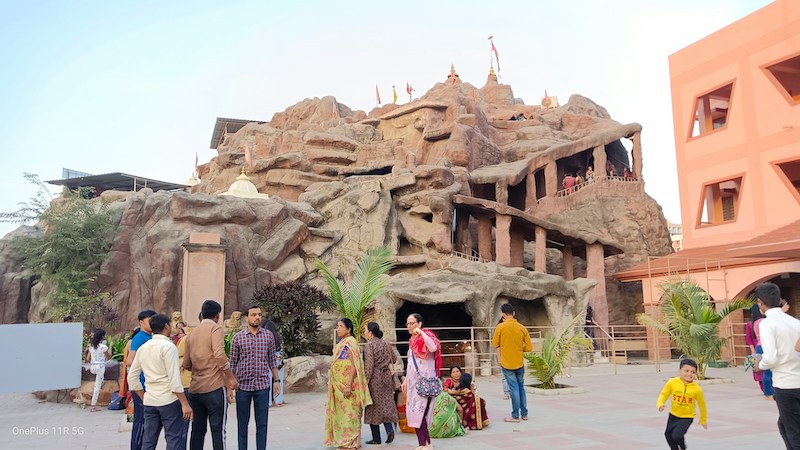 cheap airline tickets to India, cheap tickets to Ahmedad l, low-cost flights to Ahmedad, exploring India. Visit Ahmedad