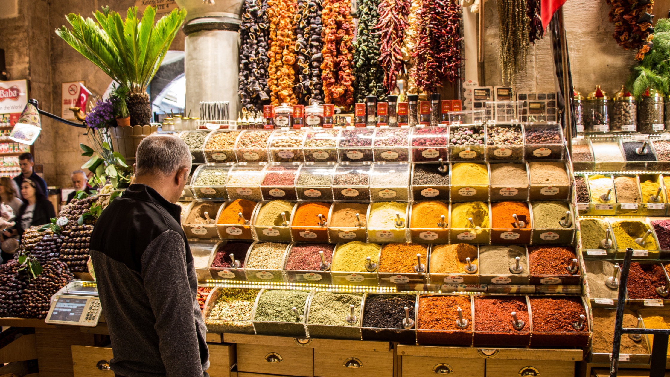 Buy spices at bazaars