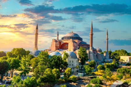 Travel to Turkey and discover the Hagia Sophia