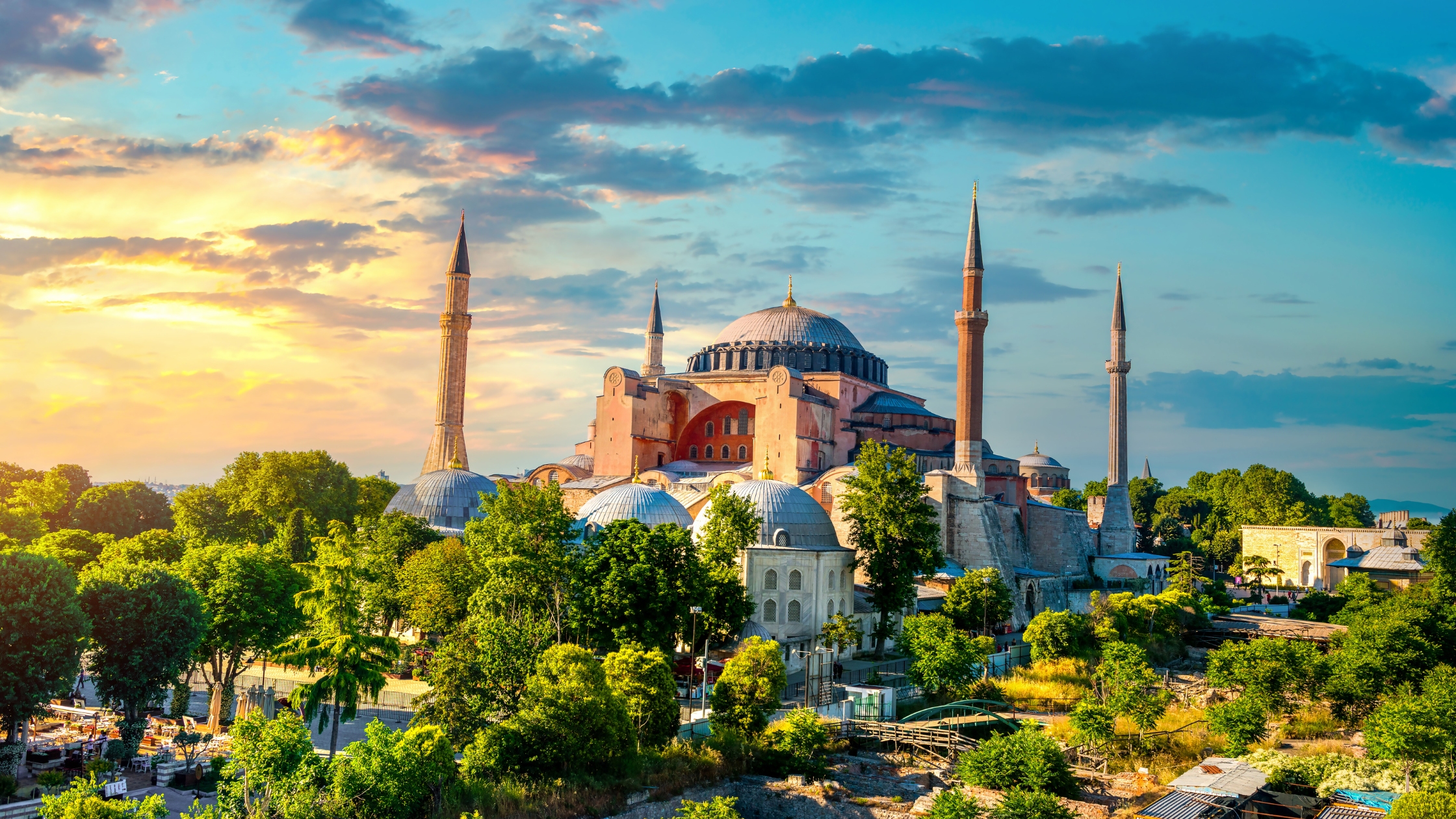 Travel to Turkey and discover the Hagia Sophia