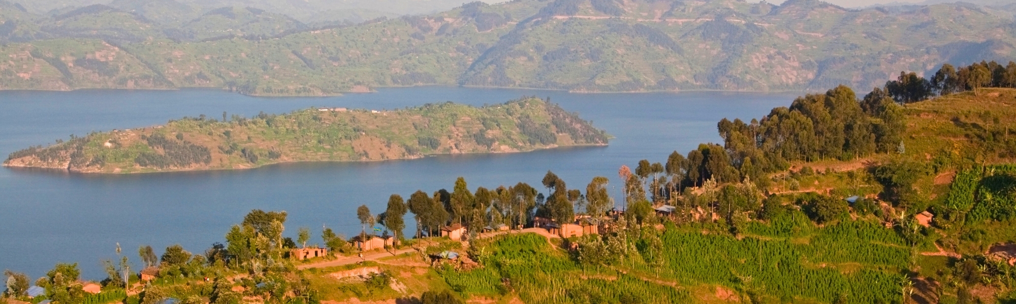 Visiting Rwanda: affordable flights and travel tips