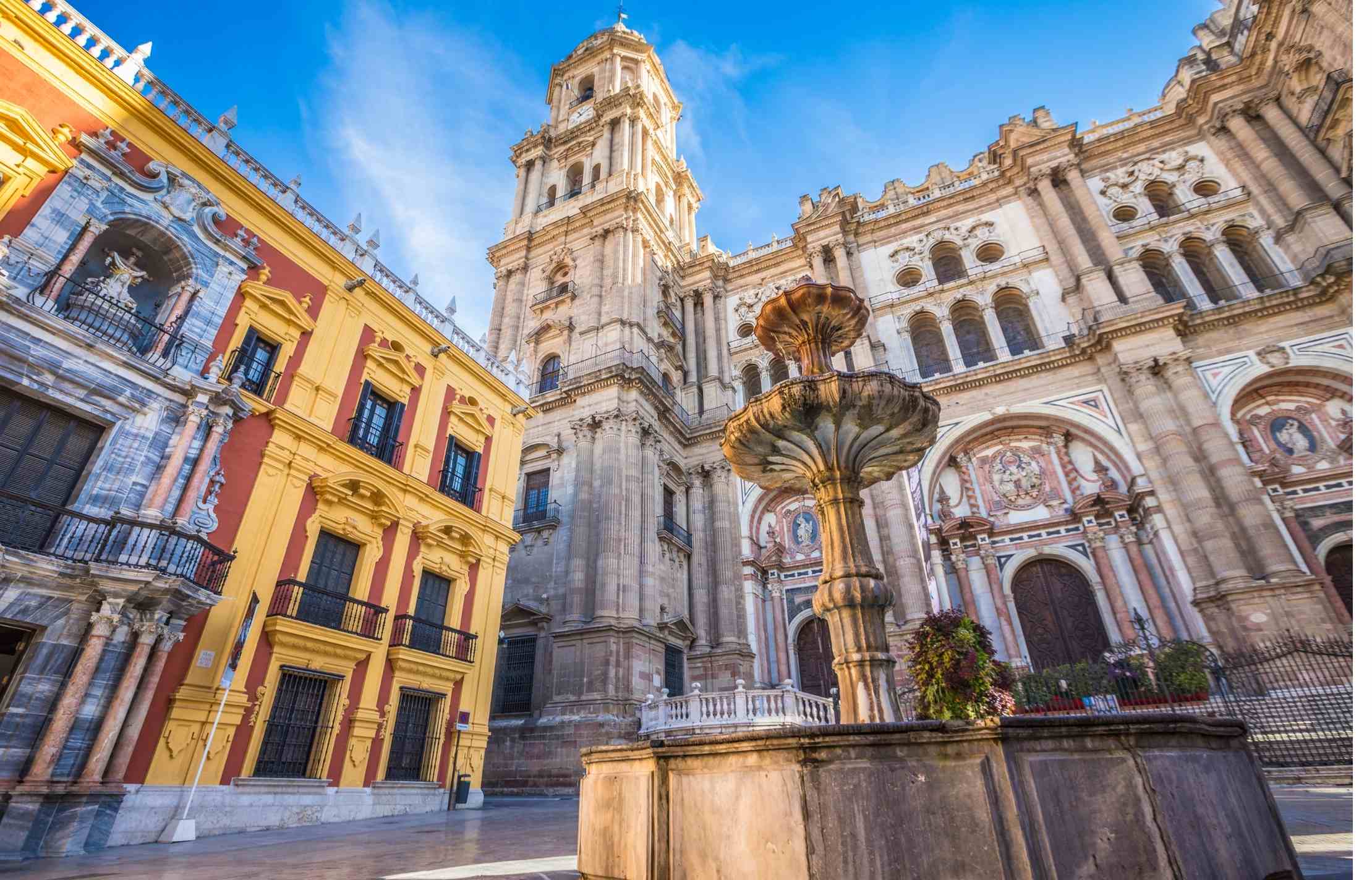 Book cheap flights to Málaga today