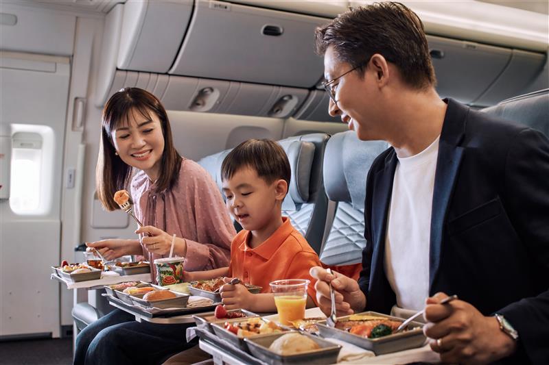 Enjoy a comfortable Premium Economy flights with Singapore Airlines